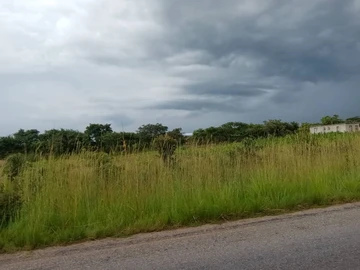 Commercial & Industrial Land