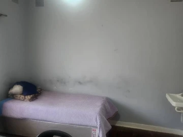 2 Bedroom Flat & Apartment