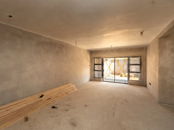 3 Bedroom Flat & Apartment