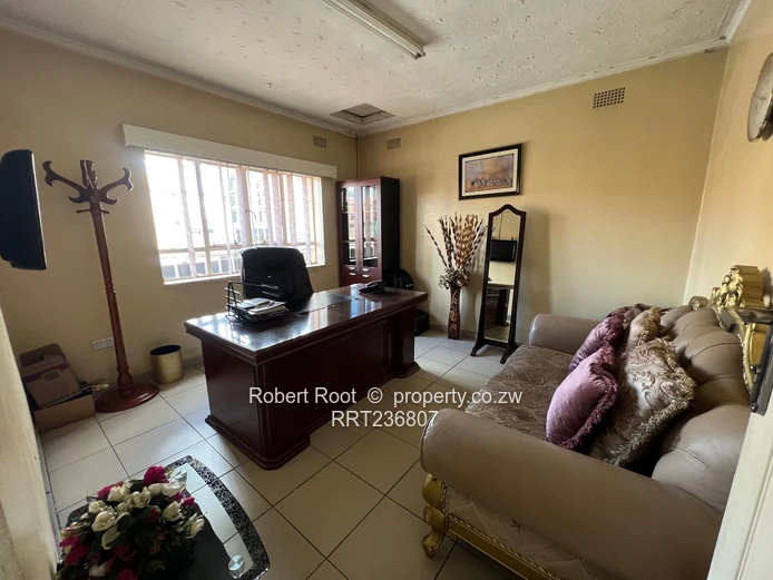 Prime Commercial Property – Kaguvi Street