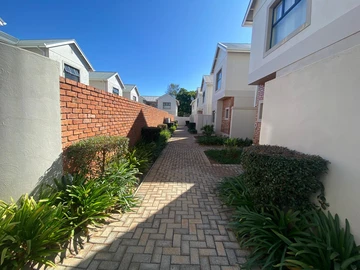 Duplex Townhouse with Private Garden and Borehole for Rent