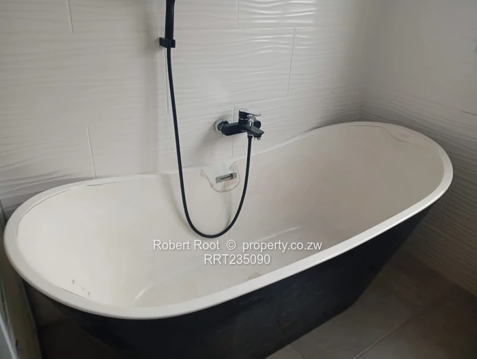 3 Bed Cluster apartment For Rent