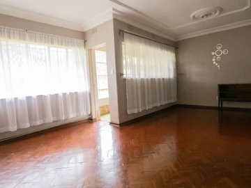 3 Bedroom Flat & Apartment