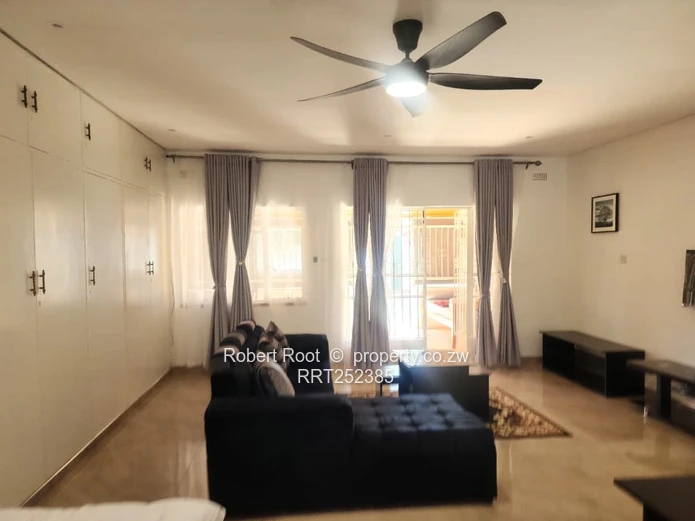 Fully Furnished Bedsitter to Rent  – Alex Park