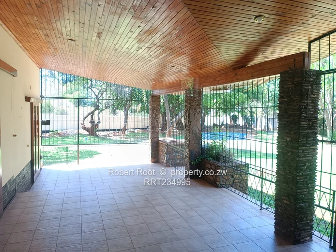 4 bed home in Kamfinsa