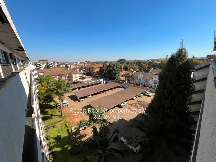 2 Bed Flat To Rent In The Avenues