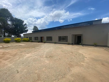 Versatile Commercial/industrial Space On 3050sqm