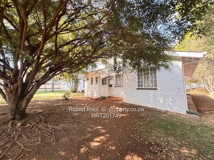 14 Offices And A Boardroom To Rent