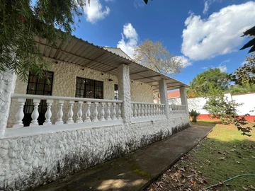 2 Bedroom Garden Flat