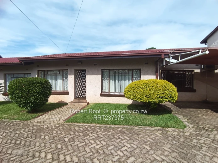 3 bed cluster home in Avondale West