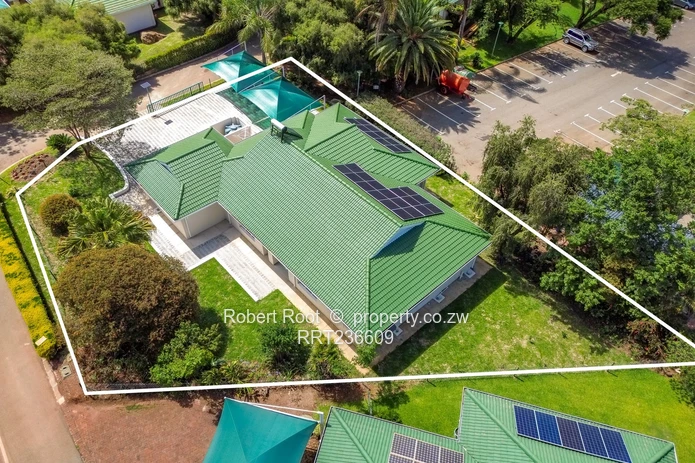 4 bed home in Borrowdale Brooke