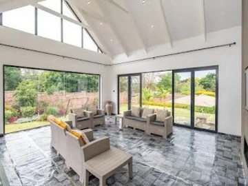 7 Unit Townhouse Complex