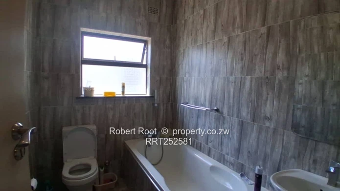 Exceptional 5-bedroom Family Home for Sale| Rockview
