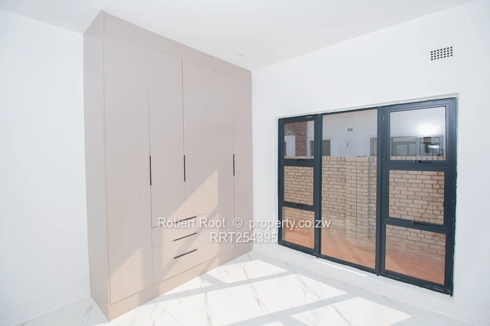 Modern townhouse living and investment opportunity  (Sole Mandate)