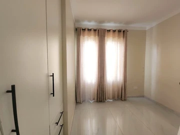 3 Bedroom Garden Flat