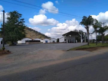 Warehouses for sale in Chiredzi !