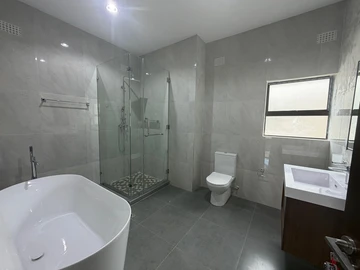 3 Bedroom Garden Flat