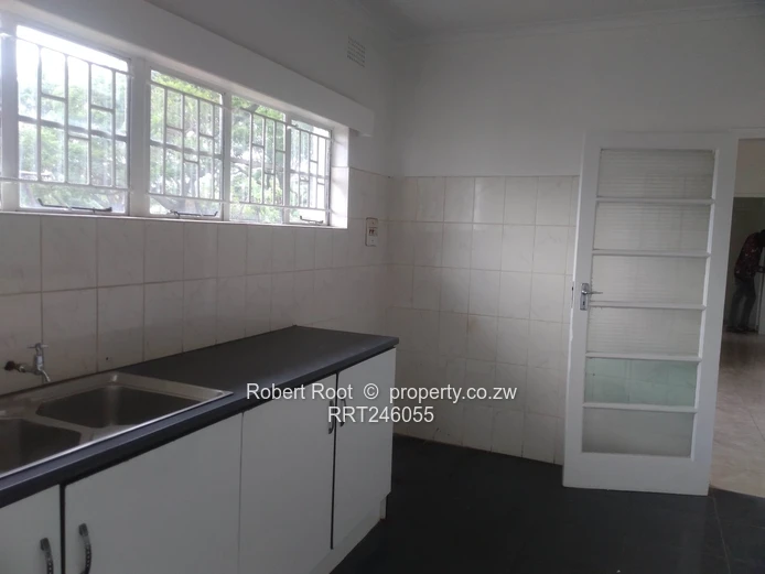 3 bed commercial / residential property in Mabelreign