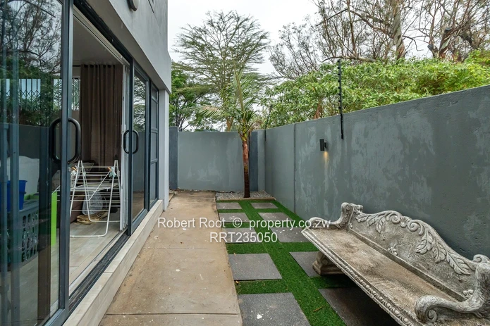 Beautiful 3 Bed Townhouse in Central Avondale 