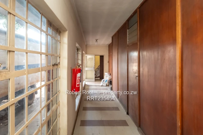 Industrial/Warehouse Property - New Ardbennie