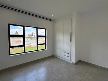 7 Bedroom House