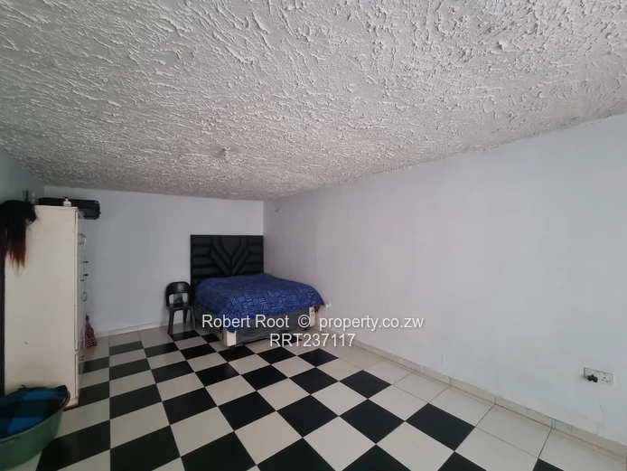 Riverside Ruwa Investment Property | 2400sqm with 2 Cottages | Rental Income (Sole Mandate)