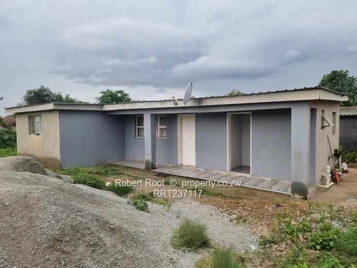Riverside Ruwa Investment Property | 2400sqm with 2 Cottages | Rental Income (Sole Mandate)