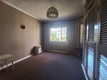 2 Bedroom Garden Flat