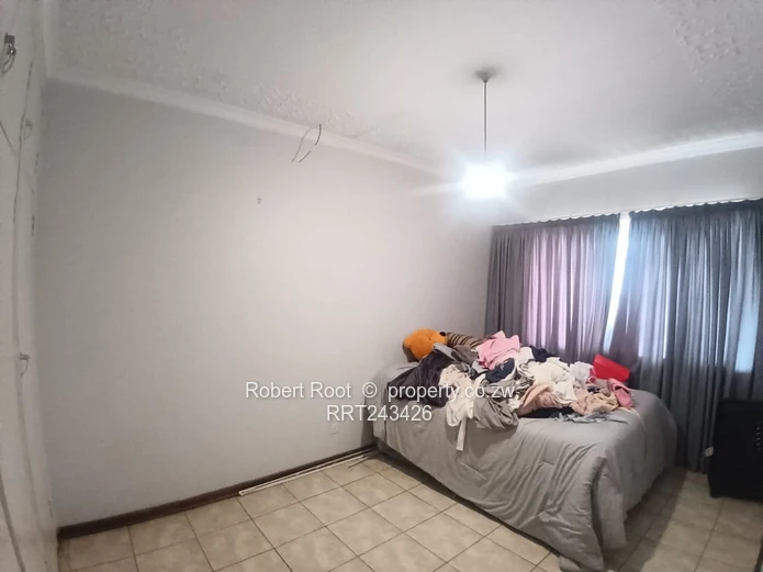 2 Bed Garden Flat in the Avenues