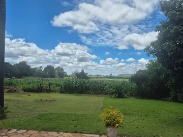 Commercial & Industrial Land