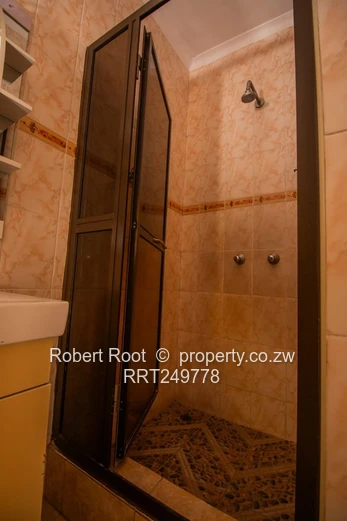 Exceptional fully furnished BNB in Hillside (Sole Mandate)