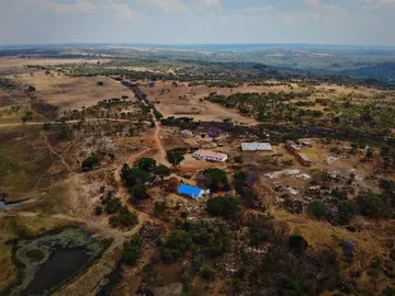 Farm & Agricultural Land