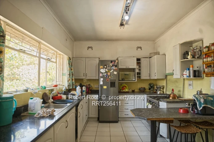 Family Home In Prime Location New Alexandra Park (Sole Mandate)