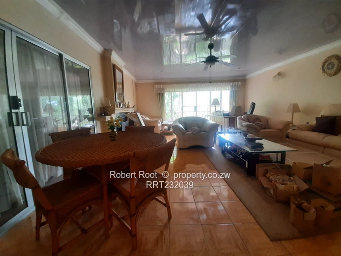 5 bed family home in Bluff Hill