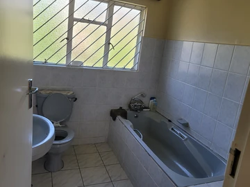 3 Bedroom Garden Flat