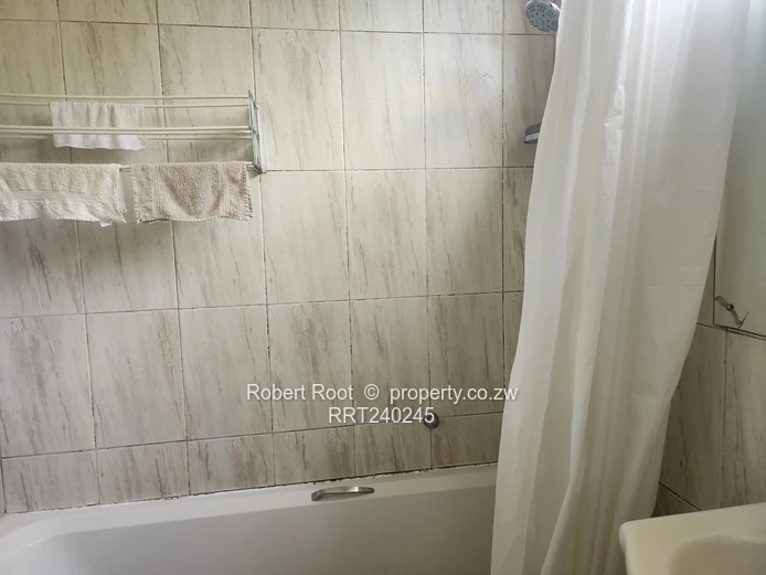 Charming 2 Bed Flat in Avondale