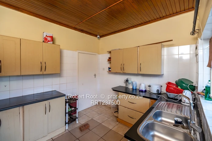 4 Bedroom House for Sale in Greendale