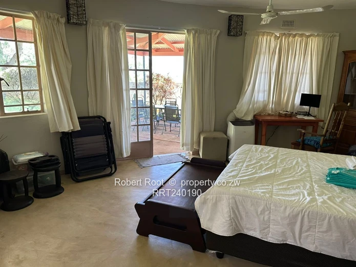 Exceptional Lifestyle Property on a Large 3,720 sqm Plot