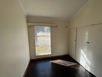 2 Bedroom Garden Flat