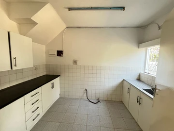 2 Bedroom Garden Flat
