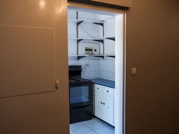 Flat & Apartment