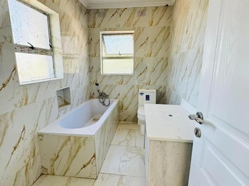 3 Bedroom Garden Flat