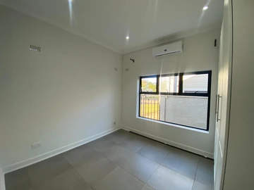 5 Unit Townhouse Complex