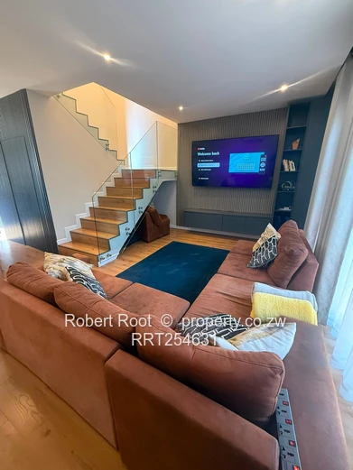 3 bed duplex in Helensvale