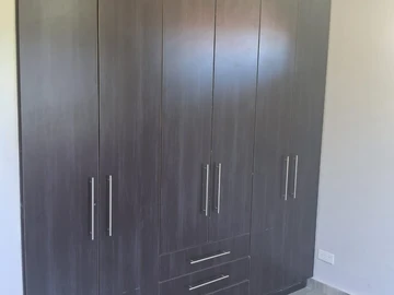 3 Bedroom Flat & Apartment