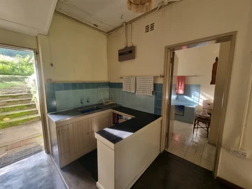 Farm & Agricultural Land