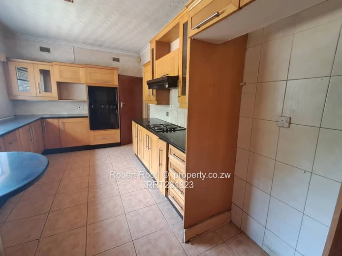 Neat 4 bed home in Borrowdale
