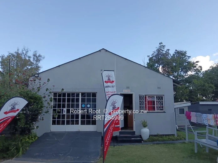 Marlborough East 3-Bed Home on 4,832m²  (Sole Mandate)