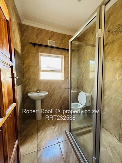 3 Bedroom Apartment To Rent In Helensvale 