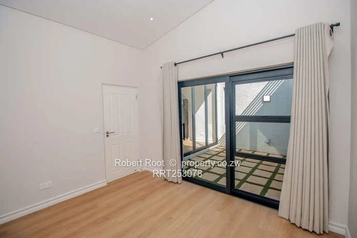 NEWLANDS - EXCEPTIONAL TOWNHOUSE (with Pool)